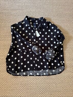 GAP Black and White Polka Dot Button-Down Shirt